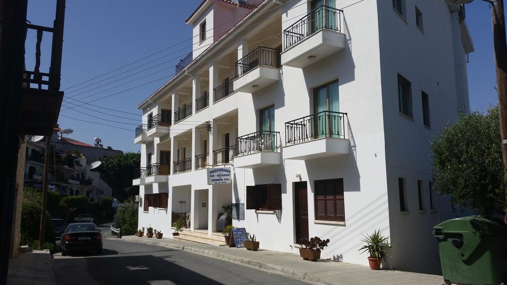 Pissouriana Hotel Apartments Екстериор снимка